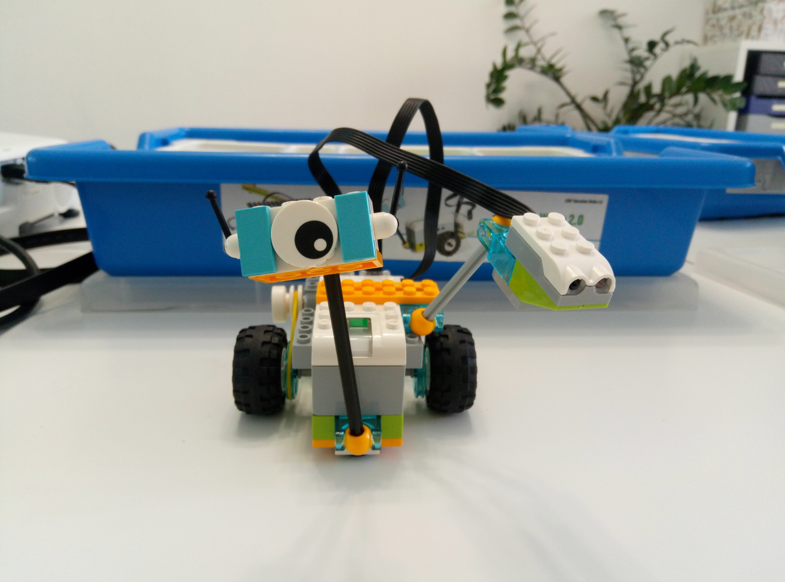 Инструкции по сборке Lego Wedo 2.0 - Секция робототехники для детей в  Екатеринбурге 